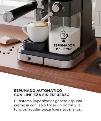 Cafetera Expreso Cuk By Gadnic CM5600 Semi Automática 20 Bar Con Espumador De Leche - 3