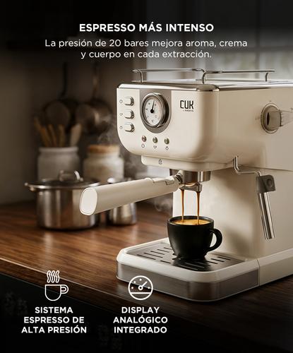 Cafetera Vintage Espresso 20 Bar CUK By Gadnic Con Vaporizador 1050W Manómetro Frontal - 2